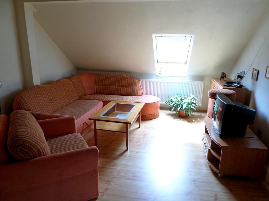 Apartmany Anna Besenova Room photo