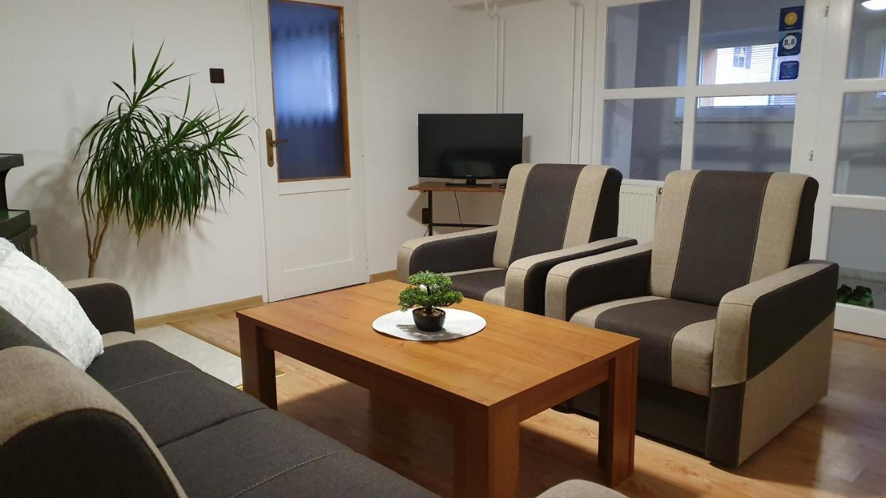Apartmany Anna Besenova Exterior photo